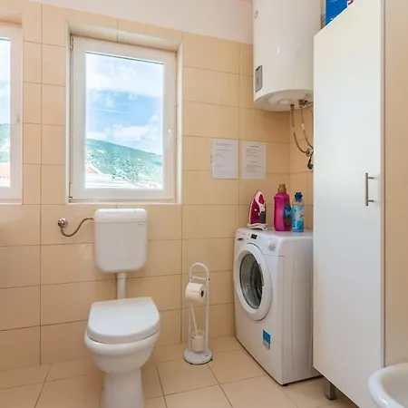 Lovorka 5 Apartament Baška